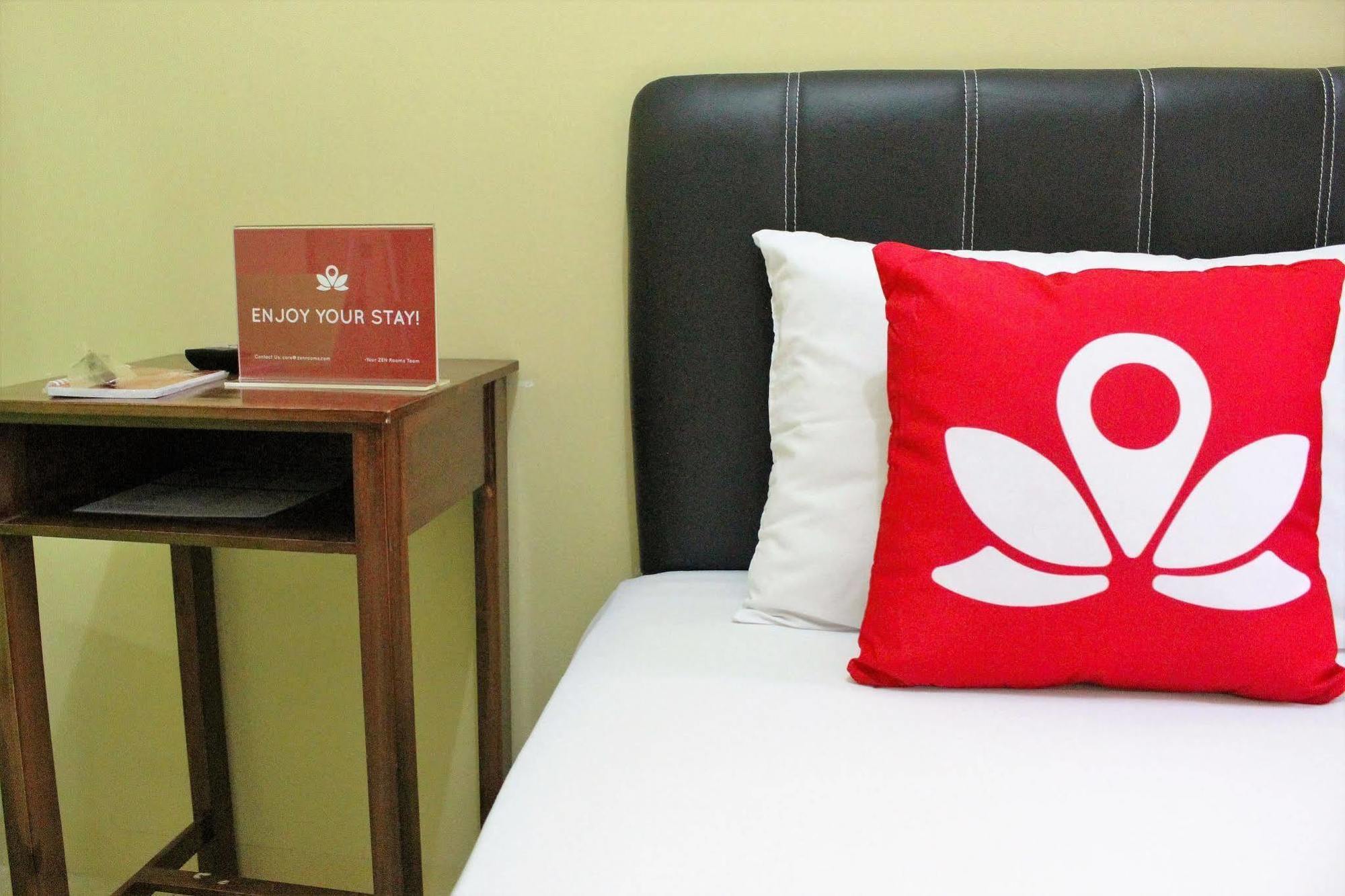 Zen Wahid Hasyim Syariah Hotel Jakarta