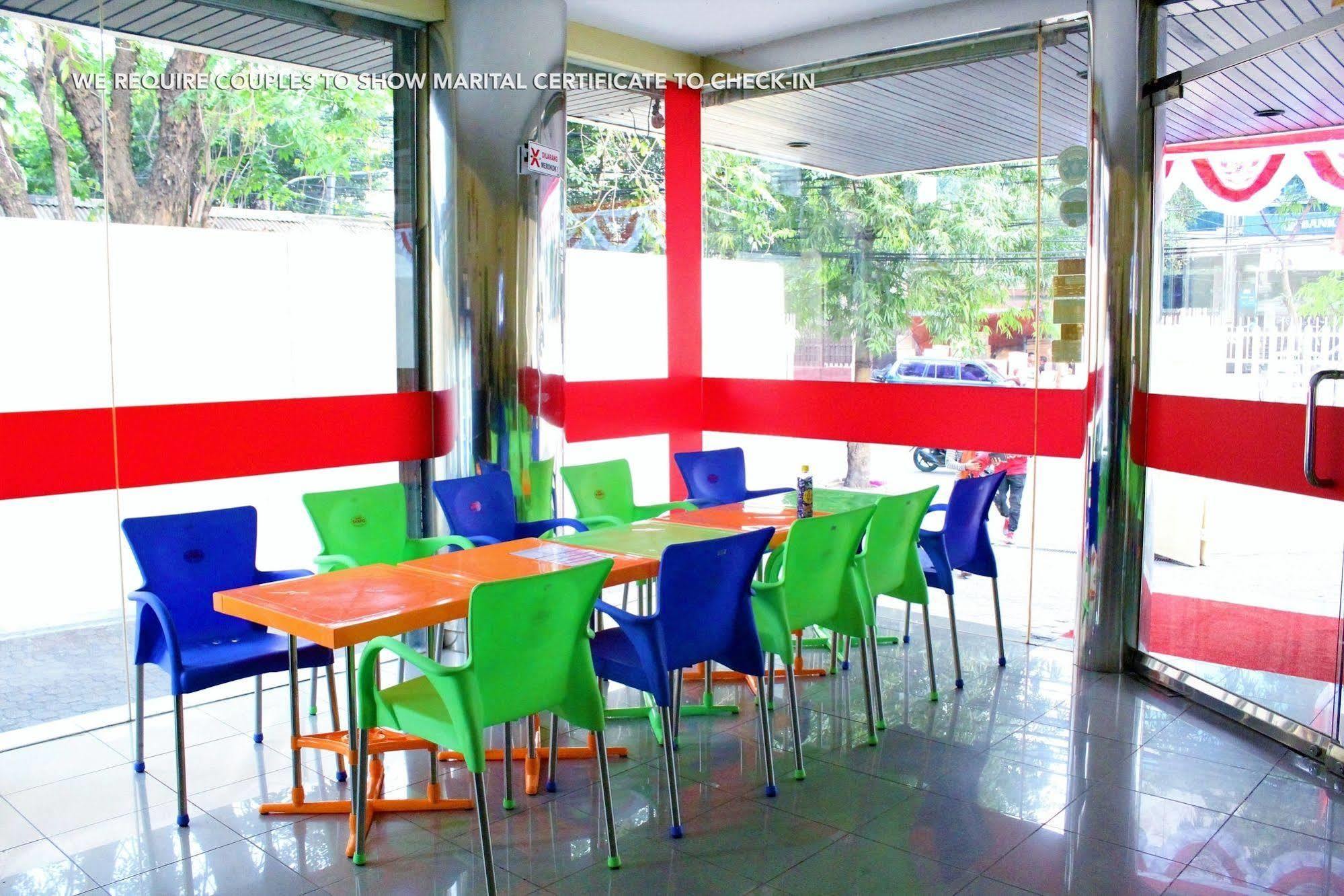 Hotel Zen Wahid Hasyim Syariah Jakarta