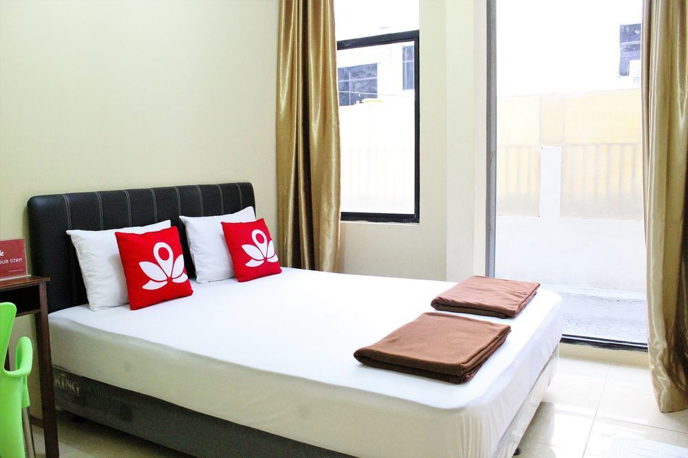 Zen Wahid Hasyim Syariah Hotel