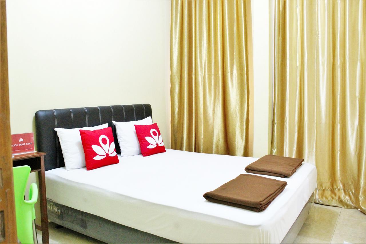 Zen Wahid Hasyim Syariah Hotel 2*